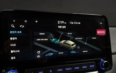 Hyundai Kona I, 2022 год, 1 620 000 рублей, 13 фотография