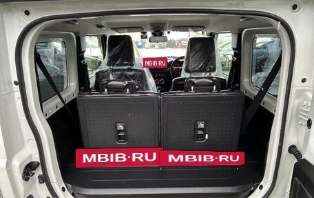 Suzuki Jimny, 2023 год, 1 870 000 рублей, 13 фотография