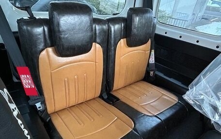 Suzuki Jimny, 2023 год, 1 870 000 рублей, 16 фотография