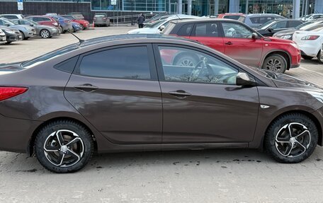 Hyundai Solaris II рестайлинг, 2016 год, 850 000 рублей, 1 фотография