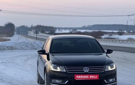 Volkswagen Passat B7, 2014 год, 1 470 000 рублей, 2 фотография