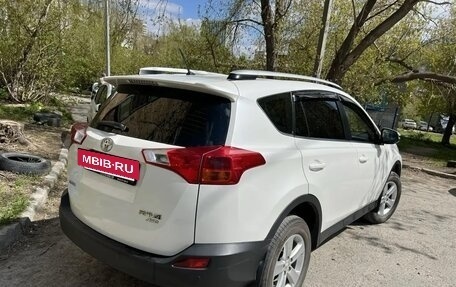 Toyota RAV4, 2014 год, 2 000 000 рублей, 9 фотография