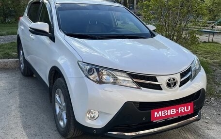 Toyota RAV4, 2014 год, 2 000 000 рублей, 7 фотография