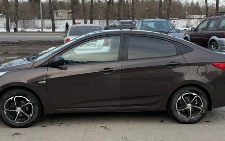 Hyundai Solaris II рестайлинг, 2016 год, 850 000 рублей, 2 фотография