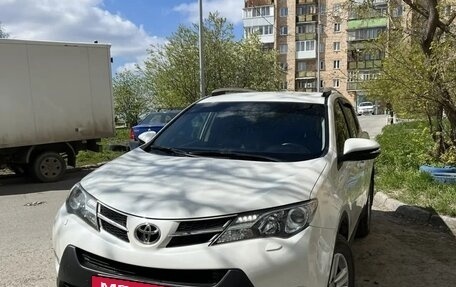 Toyota RAV4, 2014 год, 2 000 000 рублей, 11 фотография