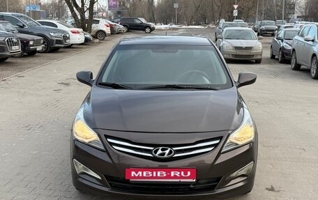 Hyundai Solaris II рестайлинг, 2016 год, 850 000 рублей, 3 фотография