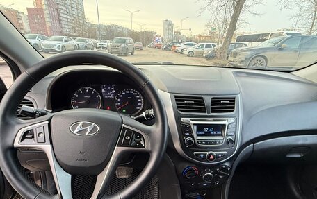 Hyundai Solaris II рестайлинг, 2016 год, 850 000 рублей, 10 фотография