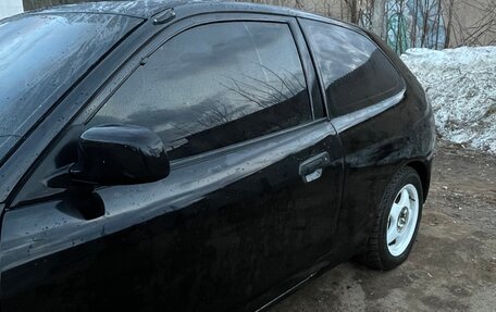 Mitsubishi Colt VI рестайлинг, 2002 год, 160 000 рублей, 3 фотография