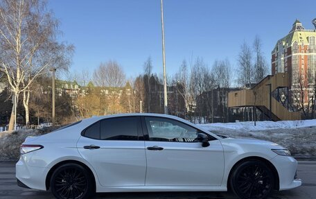 Toyota Camry, 2020 год, 2 800 000 рублей, 7 фотография