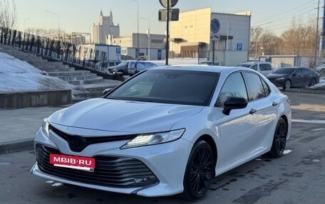 Toyota Camry, 2020 год, 2 800 000 рублей, 3 фотография