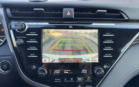 Toyota Camry, 2020 год, 2 800 000 рублей, 17 фотография