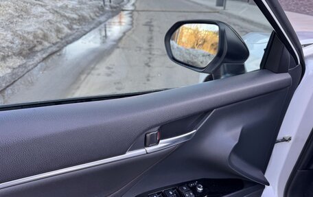 Toyota Camry, 2020 год, 2 800 000 рублей, 22 фотография