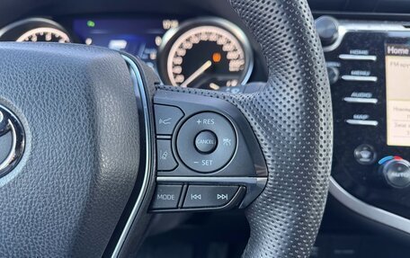 Toyota Camry, 2020 год, 2 800 000 рублей, 21 фотография