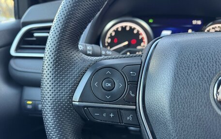 Toyota Camry, 2020 год, 2 800 000 рублей, 20 фотография