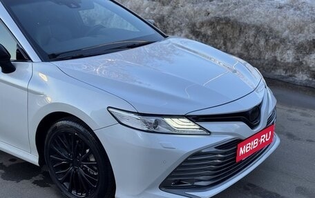 Toyota Camry, 2020 год, 2 800 000 рублей, 9 фотография