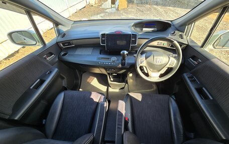 Honda Freed I, 2012 год, 1 250 000 рублей, 8 фотография