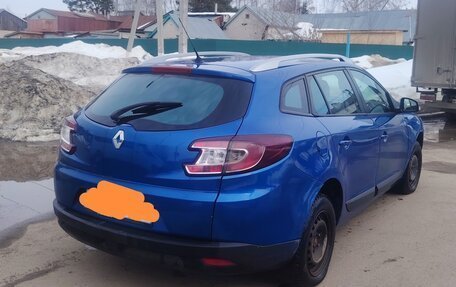 Renault Megane III, 2010 год, 550 000 рублей, 2 фотография