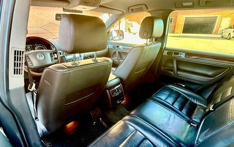 Volkswagen Touareg III, 2005 год, 800 000 рублей, 16 фотография