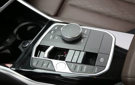 BMW 3 серия, 2023 год, 3 790 000 рублей, 9 фотография