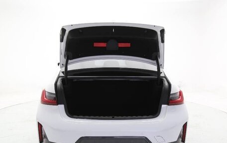 BMW 3 серия, 2023 год, 3 790 000 рублей, 12 фотография