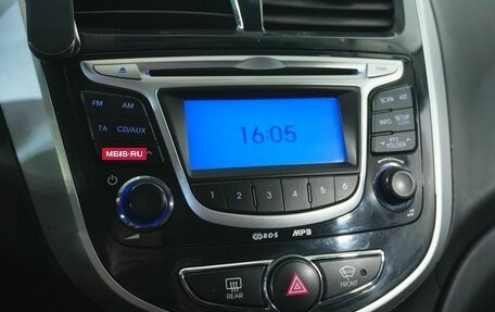 Hyundai Solaris II рестайлинг, 2013 год, 818 000 рублей, 12 фотография