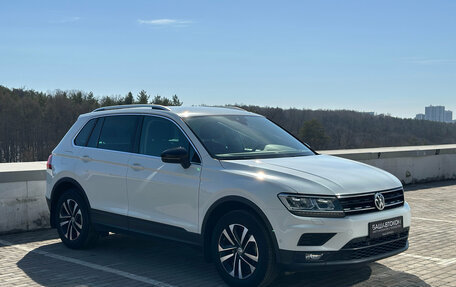 Volkswagen Tiguan II, 2019 год, 2 600 000 рублей, 3 фотография