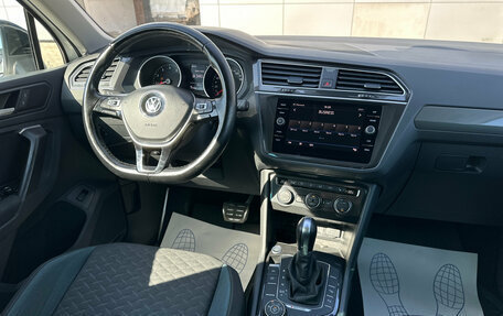 Volkswagen Tiguan II, 2019 год, 2 600 000 рублей, 10 фотография