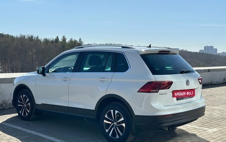 Volkswagen Tiguan II, 2019 год, 2 600 000 рублей, 6 фотография