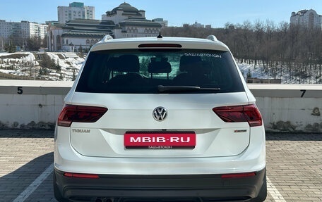 Volkswagen Tiguan II, 2019 год, 2 600 000 рублей, 5 фотография