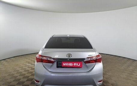 Toyota Corolla, 2018 год, 1 820 000 рублей, 7 фотография