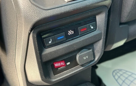 Volkswagen Tiguan II, 2019 год, 2 600 000 рублей, 19 фотография