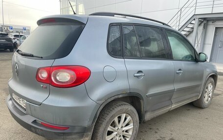 Volkswagen Tiguan I, 2008 год, 845 000 рублей, 2 фотография