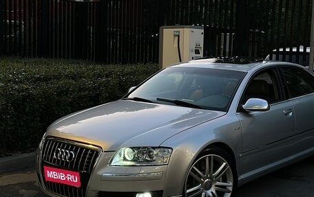 Audi S8, 2006 год, 1 500 000 рублей, 1 фотография