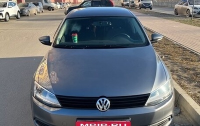 Volkswagen Jetta VI, 2014 год, 975 000 рублей, 1 фотография