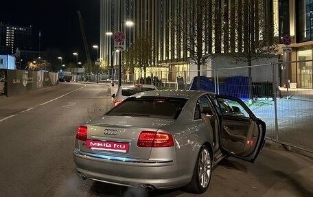 Audi S8, 2006 год, 1 500 000 рублей, 2 фотография