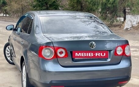 Volkswagen Jetta VI, 2010 год, 585 000 рублей, 6 фотография