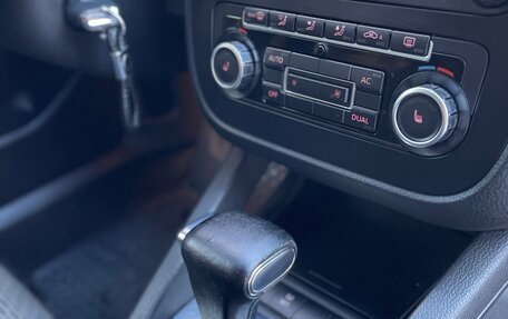 Volkswagen Jetta VI, 2010 год, 585 000 рублей, 18 фотография