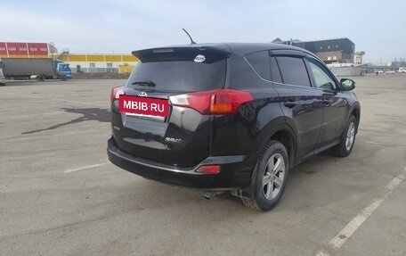 Toyota RAV4, 2014 год, 1 600 000 рублей, 4 фотография
