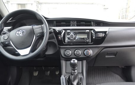 Toyota Corolla, 2013 год, 1 280 000 рублей, 10 фотография