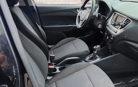 Hyundai Solaris II рестайлинг, 2019 год, 590 000 рублей, 8 фотография