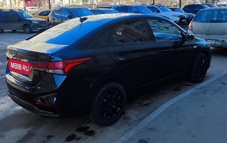 Hyundai Solaris II рестайлинг, 2019 год, 590 000 рублей, 4 фотография