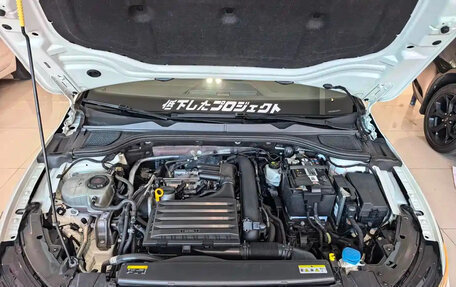 Volkswagen Golf VIII, 2022 год, 1 620 000 рублей, 4 фотография