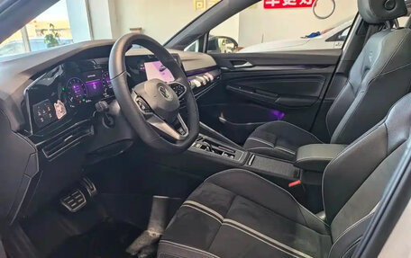 Volkswagen Golf VIII, 2022 год, 1 620 000 рублей, 11 фотография