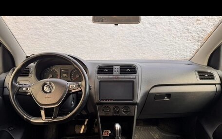 Volkswagen Polo VI (EU Market), 2017 год, 920 000 рублей, 7 фотография