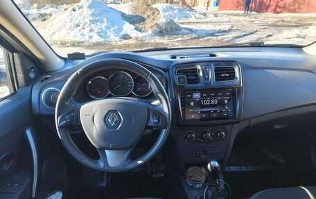 Renault Logan II, 2017 год, 850 000 рублей, 5 фотография