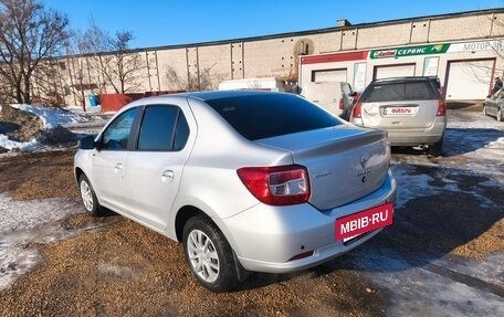Renault Logan II, 2017 год, 850 000 рублей, 3 фотография