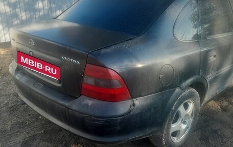 Opel Vectra B рестайлинг, 1998 год, 165 000 рублей, 3 фотография