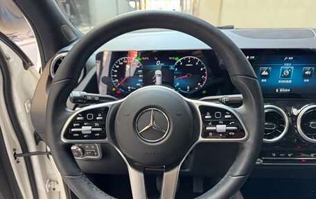 Mercedes-Benz GLA, 2022 год, 2 850 000 рублей, 10 фотография