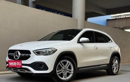 Mercedes-Benz GLA, 2022 год, 2 850 000 рублей, 2 фотография