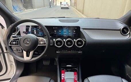 Mercedes-Benz GLA, 2022 год, 2 850 000 рублей, 7 фотография